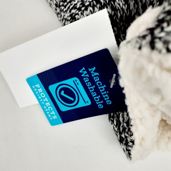 Isotoner Women's SmartDRI knit Gloves Black Ivory 1SZ - Picture 2 of 5